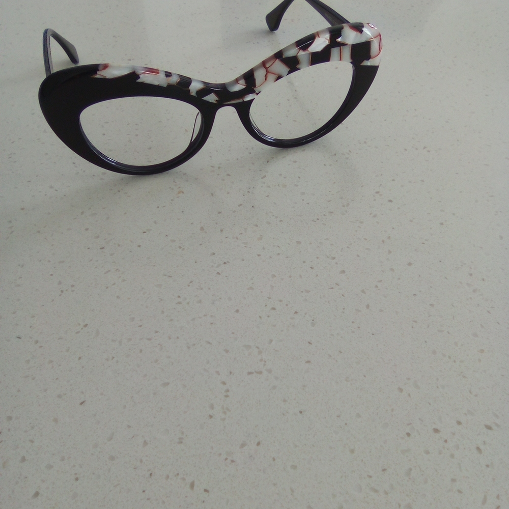 Stylish Black and White Cat-Eye Glasses